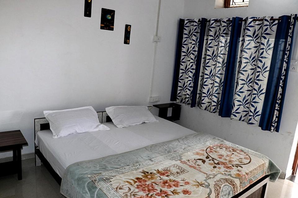 Photo of Bedroom in Sadri