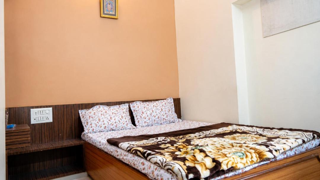 Photo of Bedroom in Nathdwara