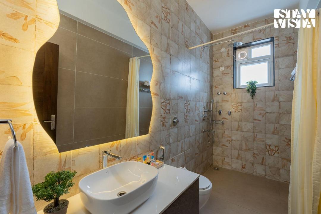 Photo of Bathroom in Sernabatim