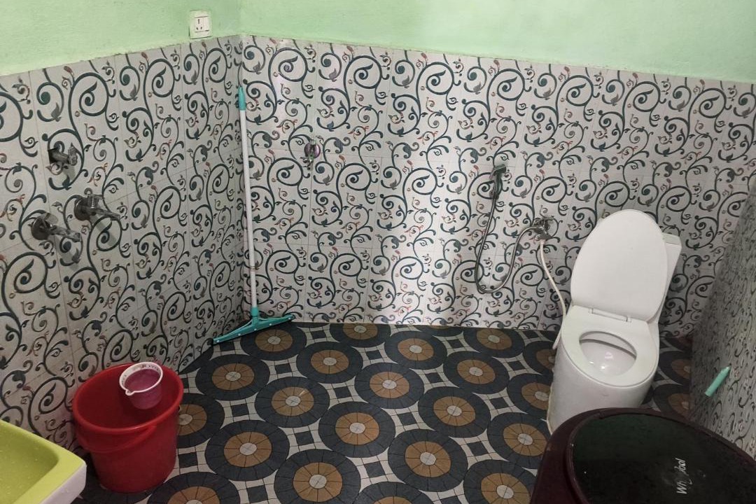 Photo of Bathroom in Ukhimath