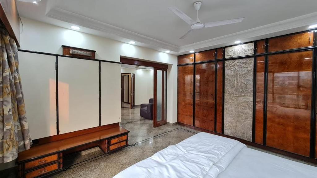 Photo of Bedroom in Dadar East