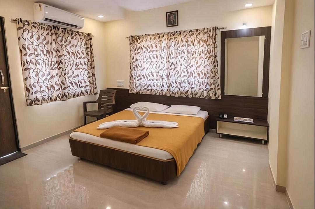 Photo of Bedroom in Shirdi