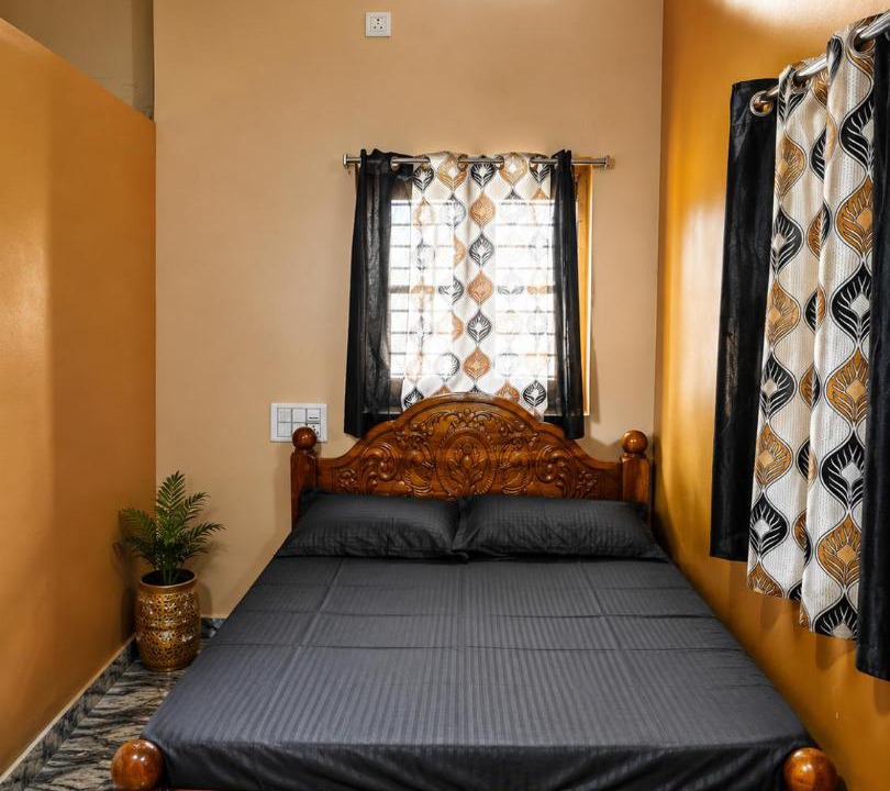 Photo of Bedroom in Sanapur
