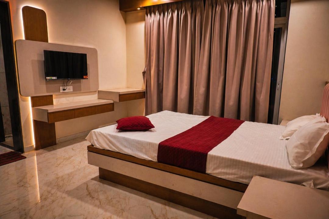 Photo of Bedroom in Majalgaon