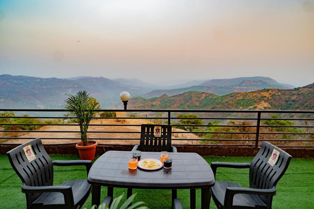 Photo of Patio Balcony in Mahabaleshwar