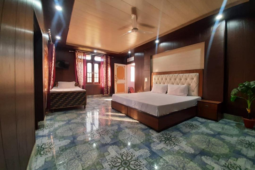 Photo of Bedroom in Khajjiar