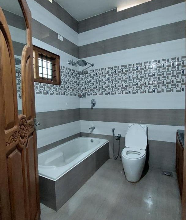 Photo of Bathroom in Angamali