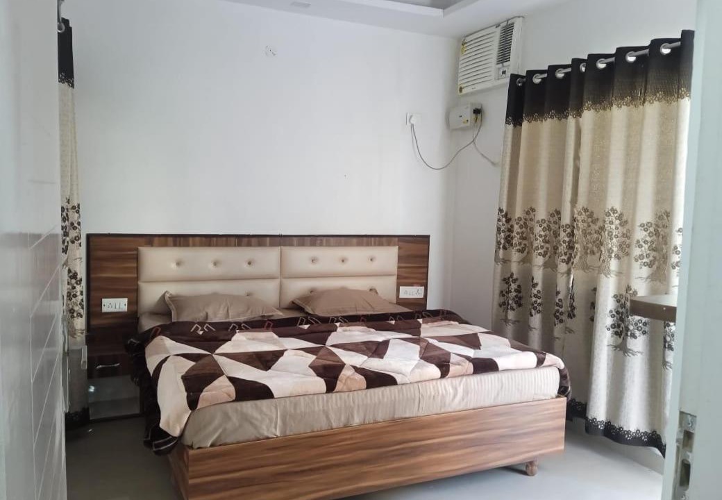 Photo of Bedroom in Haridwar
