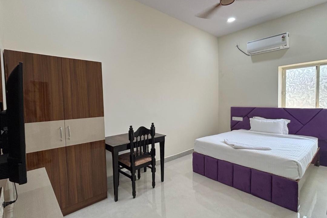 Photo of Bedroom in Kamareddy