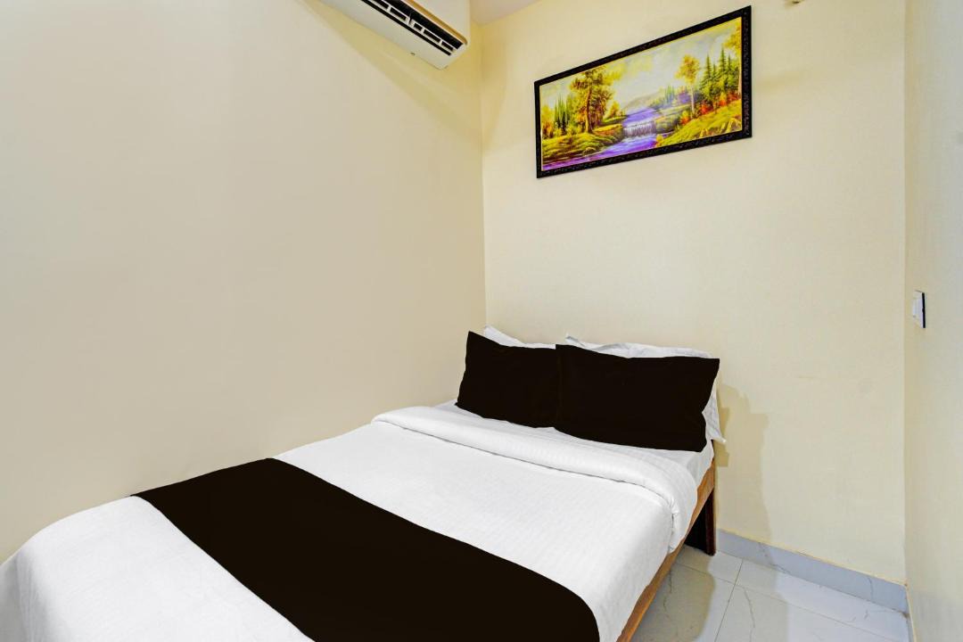 Photo of Bedroom in Kamareddy