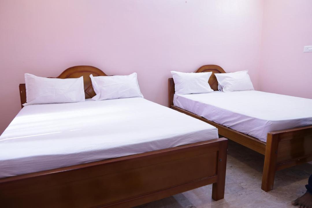 Photo of Bedroom in Tiruchendur