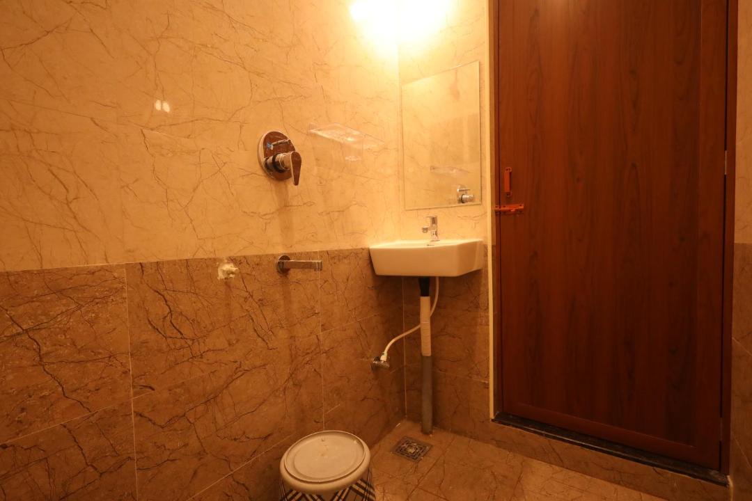 Photo of Bathroom in Vannarpettai