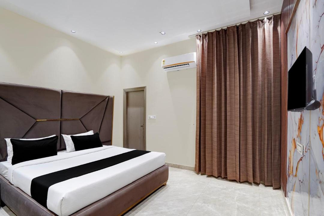 Photo of Bedroom in Phagwara