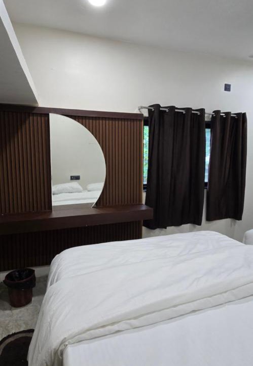 Photo of Bedroom in Tuljapur