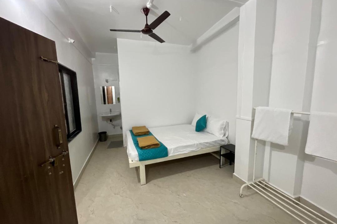 Photo of Bedroom in Tuljapur