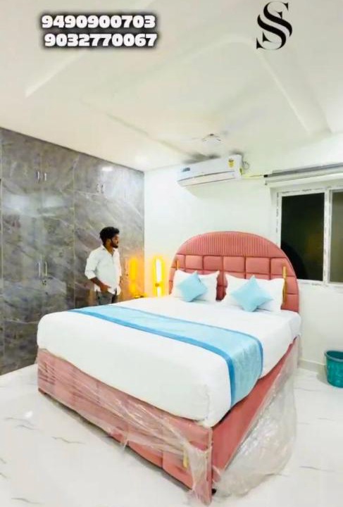 Photo of Bedroom in Warangal