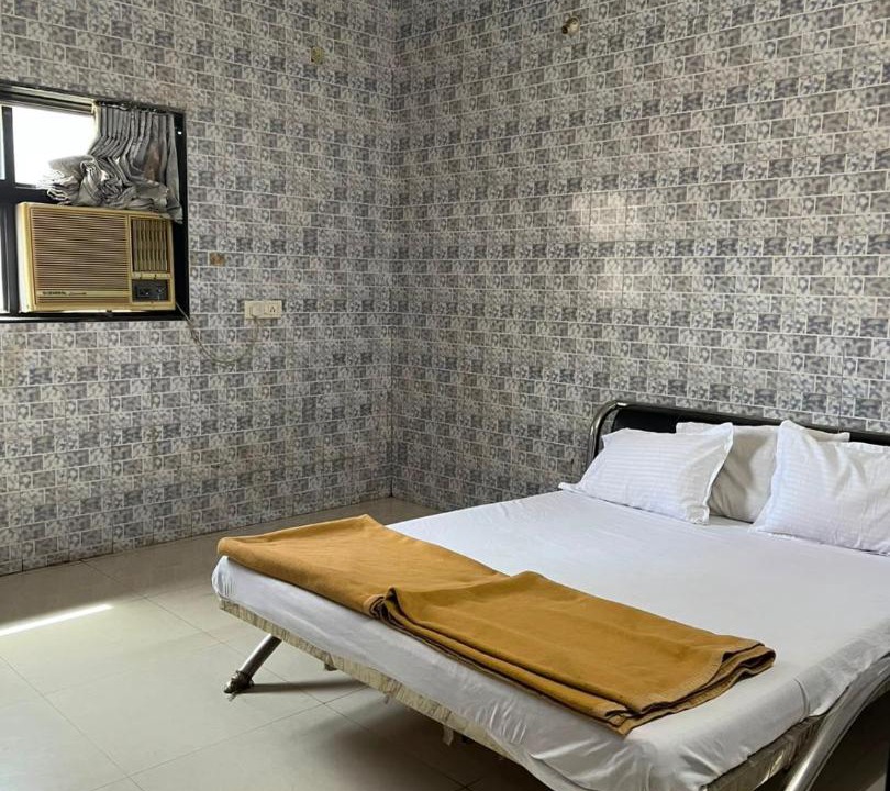 Photo of Bedroom in Rajkot