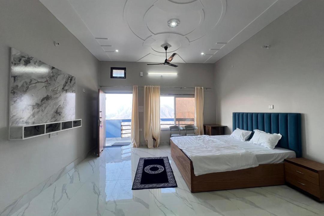 Photo of Others in Pauri