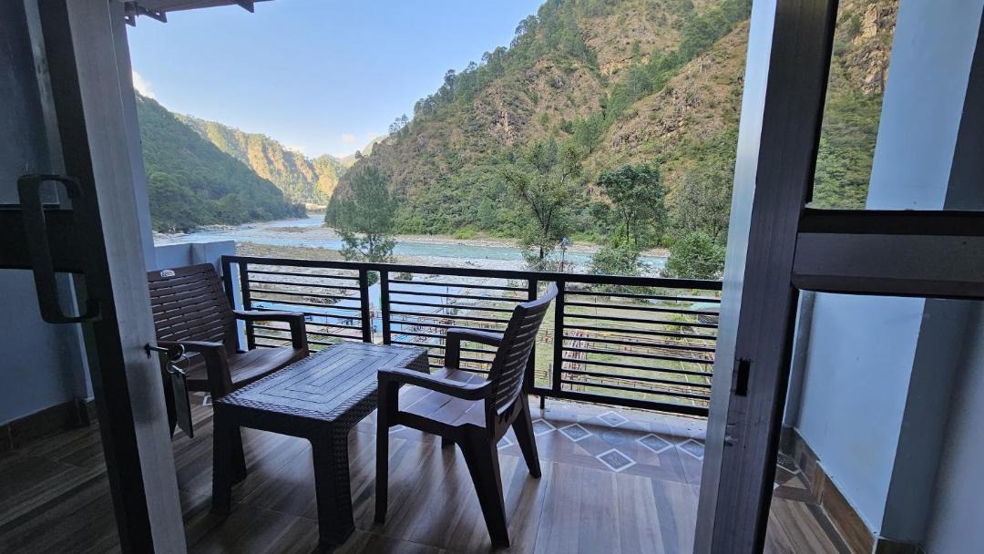 Photo of Patio Balcony in Karnaprayag