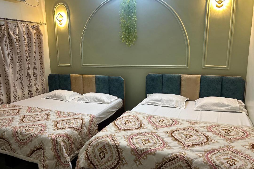 Photo of Bedroom in Jwalamukhi