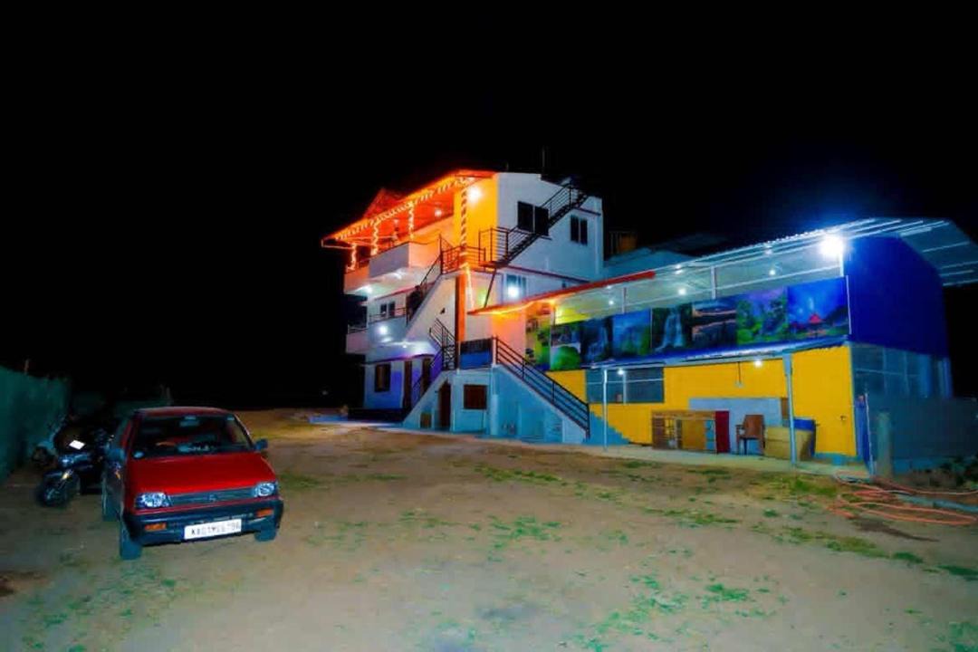 Photo of Others in Vastare