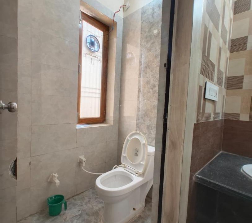 Photo of Bathroom in Govardhan