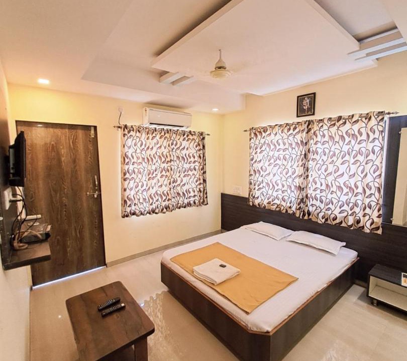 Photo of Bedroom in Shirdi