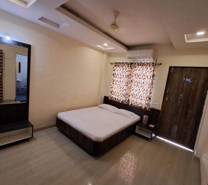 Photo of Bedroom in Shirdi