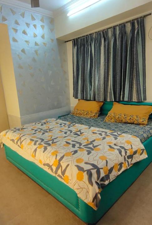 Photo of Bedroom in Pali Hill