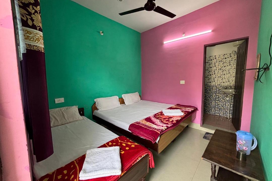 Photo of Bedroom in Uttarkashi