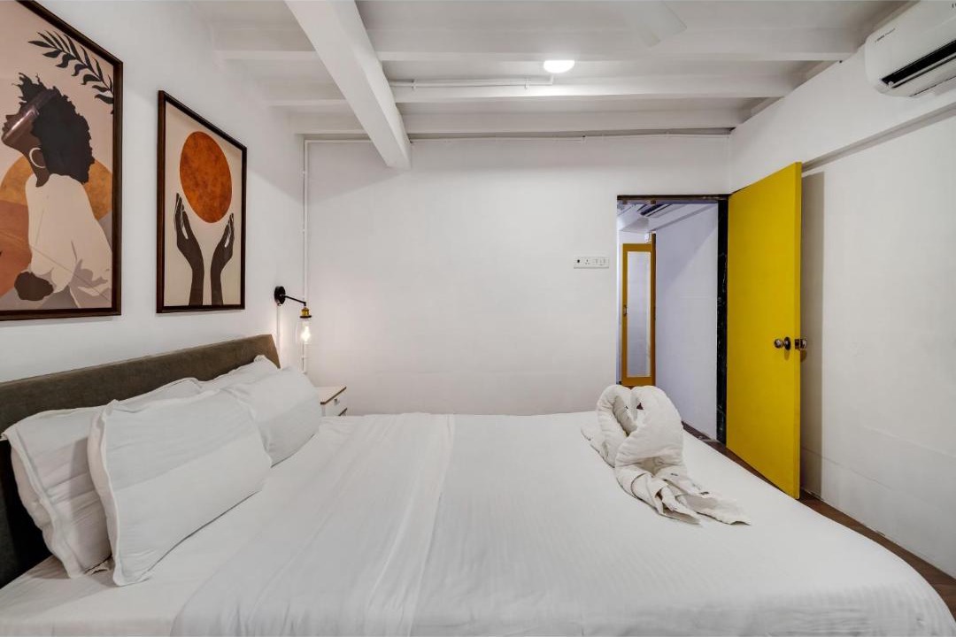 Photo of Bedroom in Pali Hill