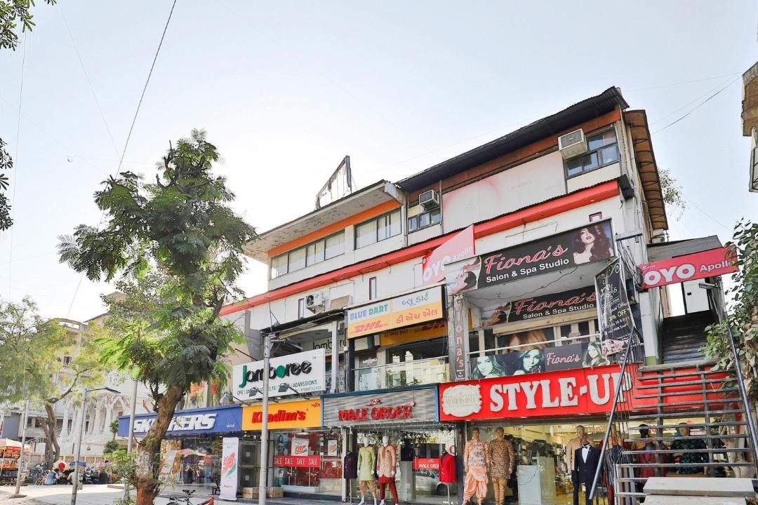 Photo of Buildings in Navrangpura