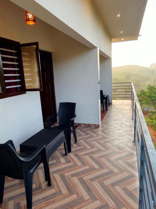 Photo of Patio Balcony in Vagamon