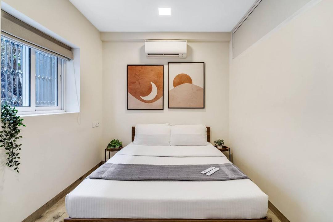 Photo of Bedroom in Pali Hill