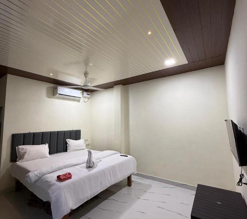 Photo of Bedroom in Diveagar