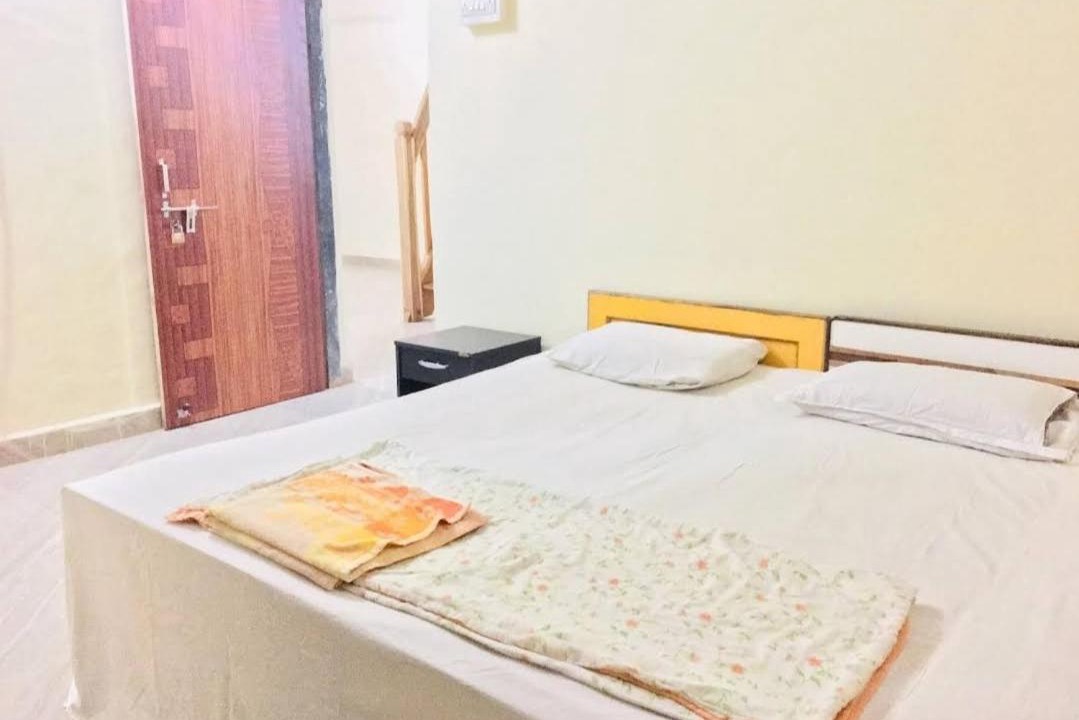 Photo of Bedroom in Diveagar
