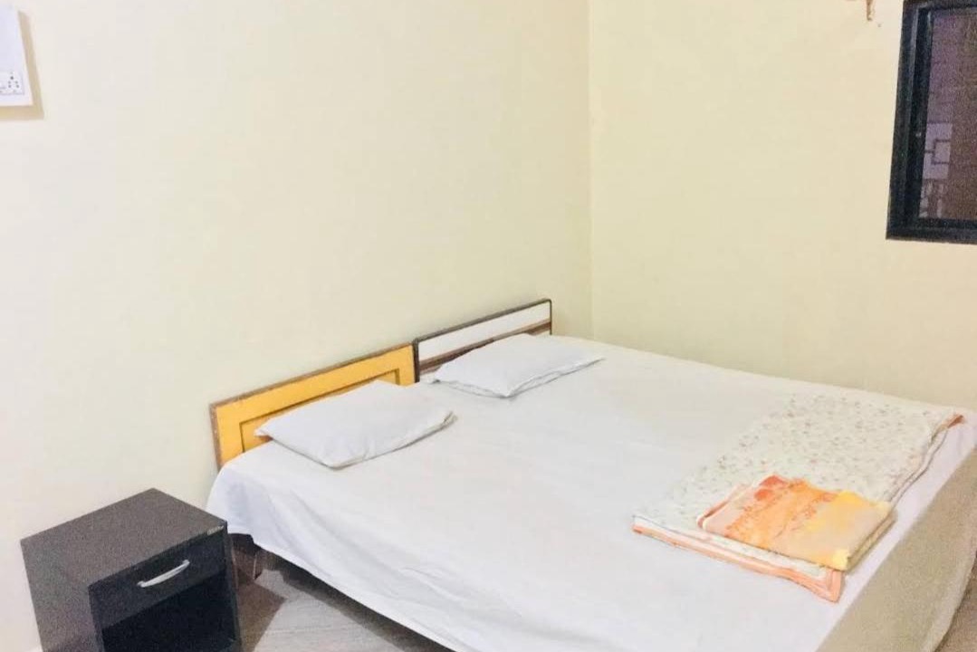 Photo of Bedroom in Diveagar