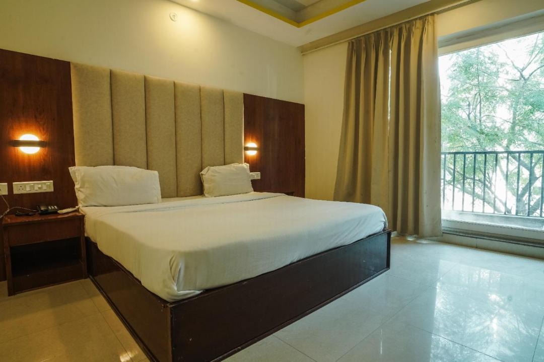 Photo of Bedroom in Tapovan