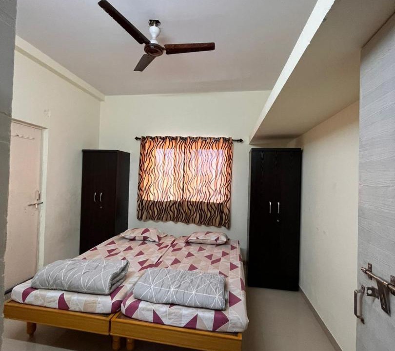 Photo of Bedroom in Vallabh Vidhyanagar