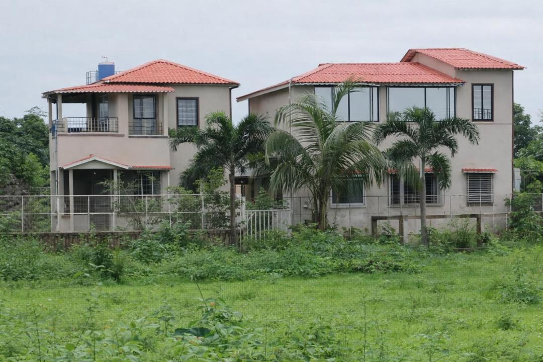 Photo of Buildings in Suryamal