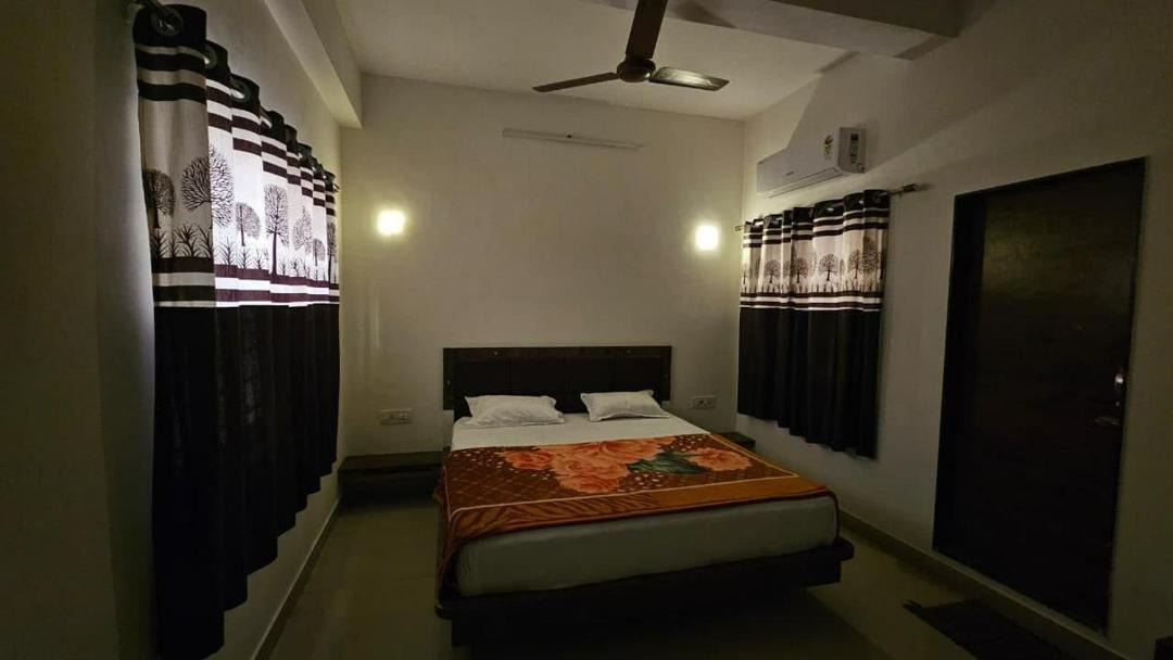 Photo of Others in Dwarka