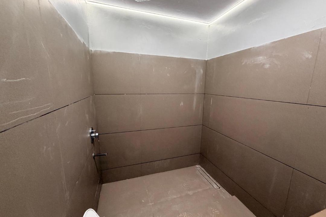 Photo of Bathroom in Govardhan