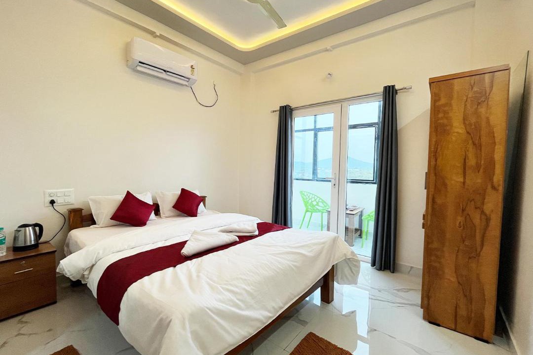 Photo of Bedroom in Murudeshwara