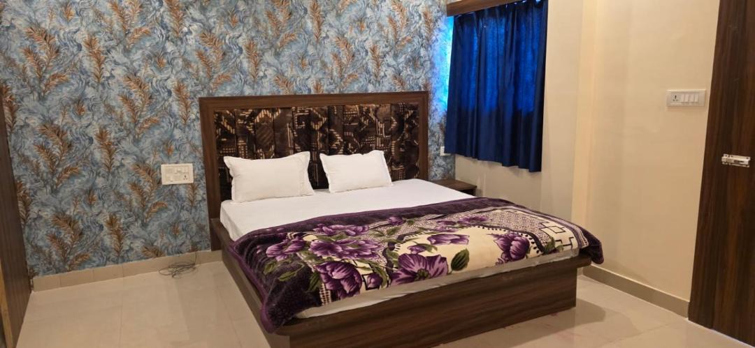 Photo of Bedroom in Bodh Gaya