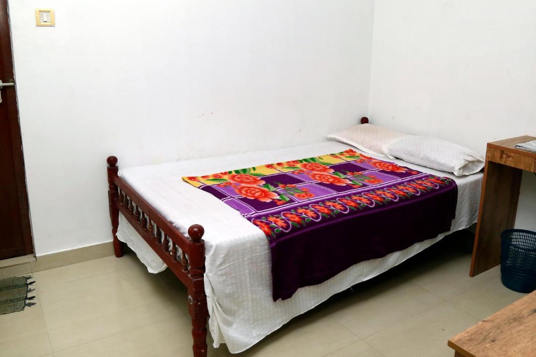 Photo of Bedroom in Shenoys