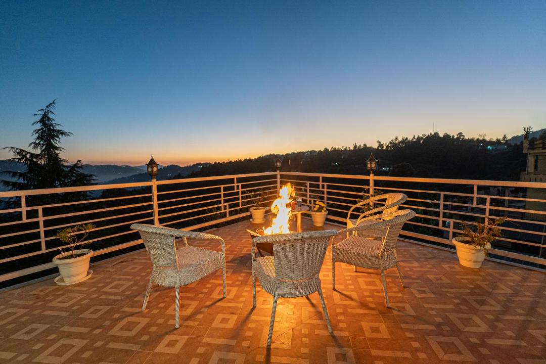 Photo of Patio Balcony in Mukteshwar