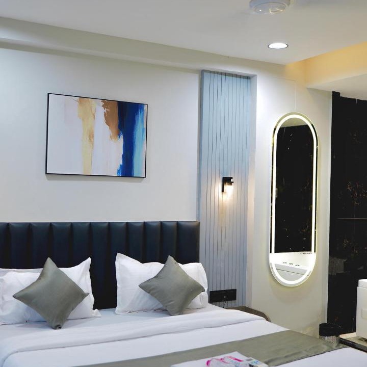 Photo of Bedroom in Navrangpura