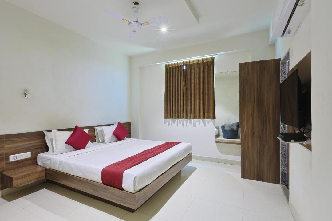 Photo of Bedroom in Somnath