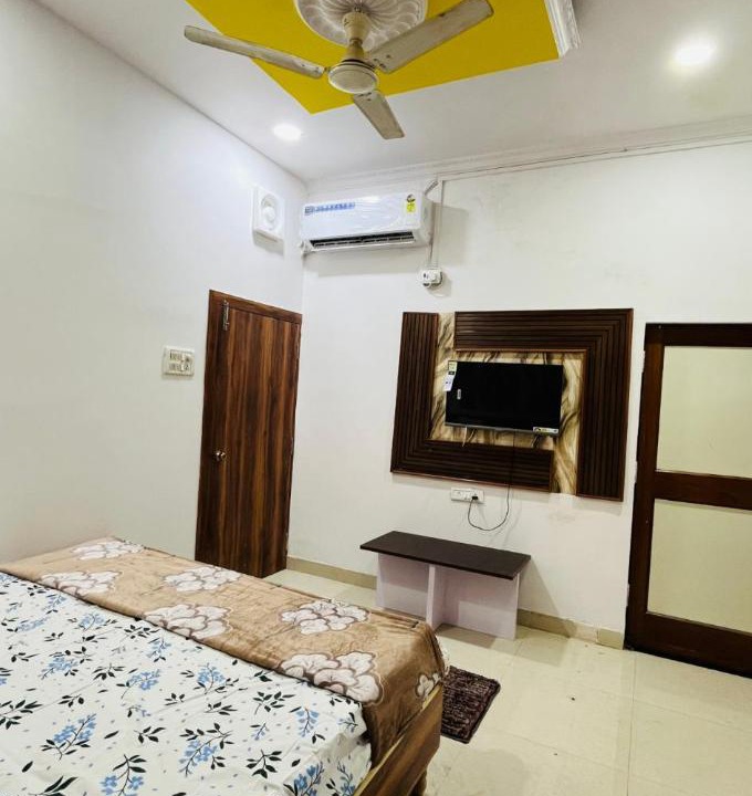 Photo of Bedroom in Jabalpur