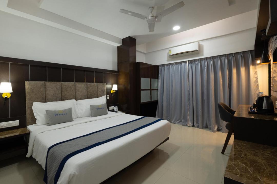 Photo of Bedroom in Sayajiganj